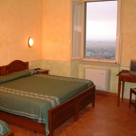 Oasi Neumann 3* Cortona