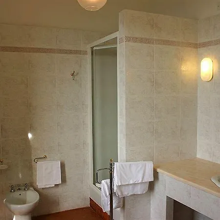 Hotel Oasi Neumann 3*