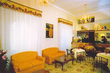 Oasi Neumann Hotel 3*