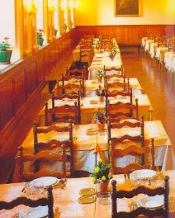 Oasi Neumann Hotel 3*