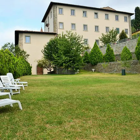 Hotel Oasi Neumann 3*
